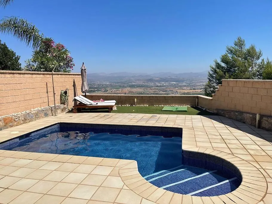 فيلا Preciosa Casa Con Piscina ألاورين ذي ر تورّي 0*,